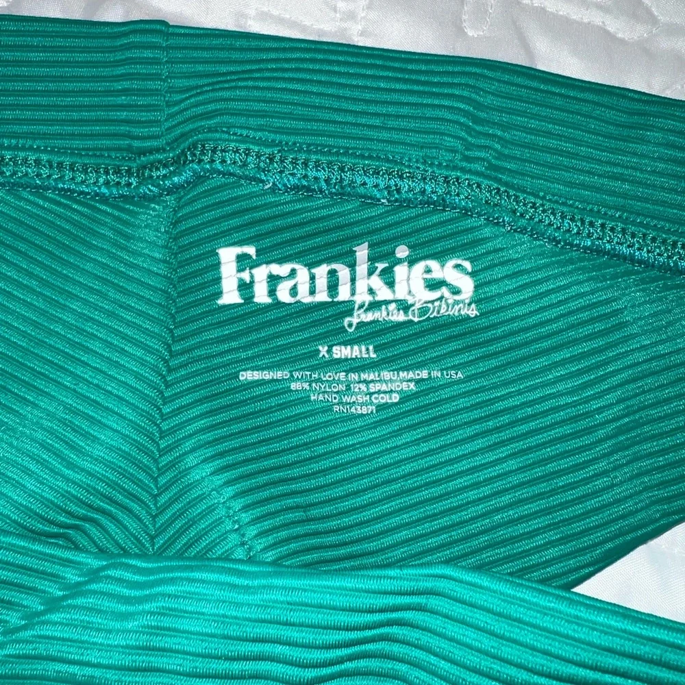 Frankie’s Bikinis Ribbed Bottom